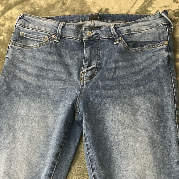 True Religion Jeans - Picture 2 of 3